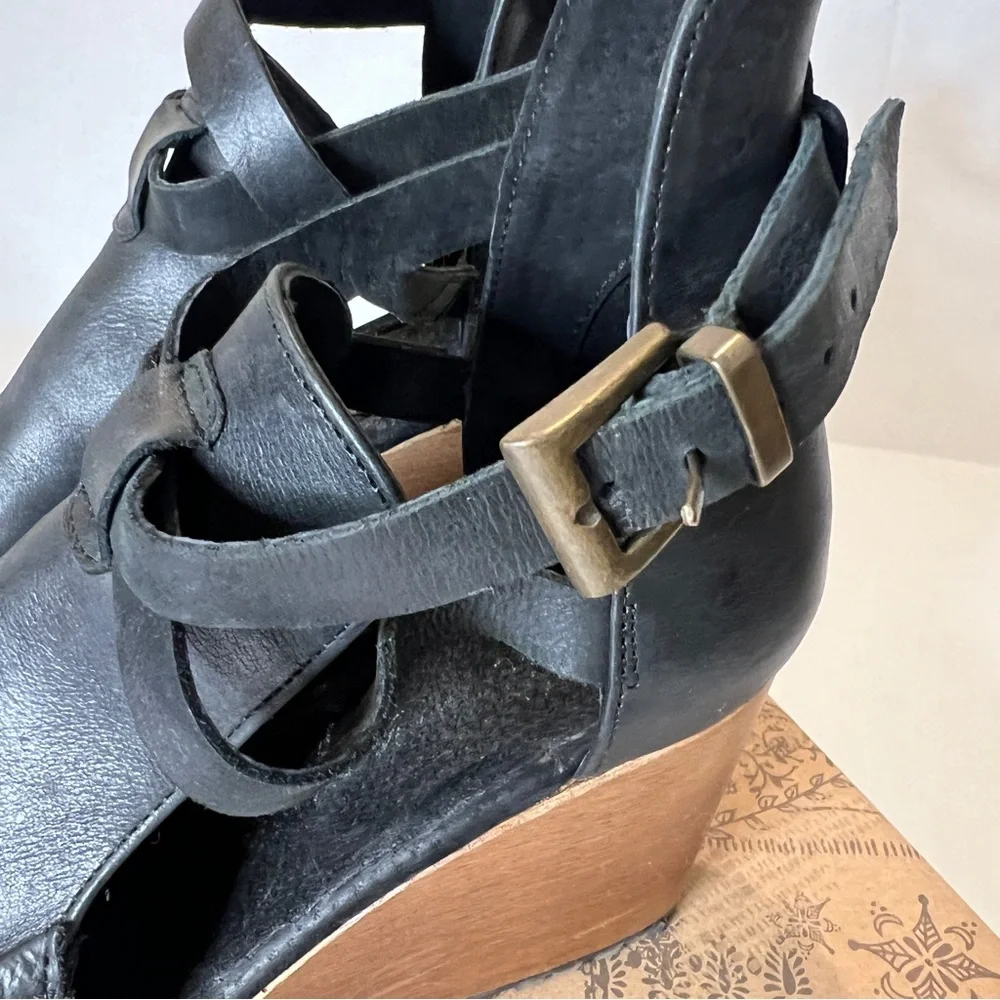 Free People Black Leather Salida Clog Wedges 8.5 - Picture 12 of 15